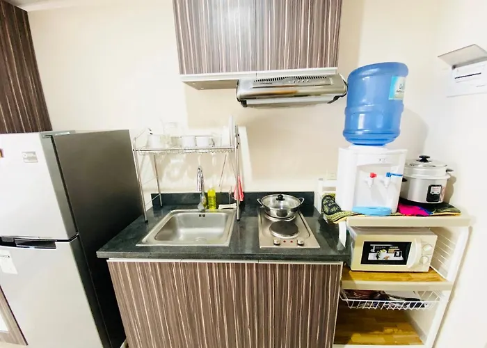 Aparthotel Persimmon Condominium Near Ayala Mall And Sm Cebu