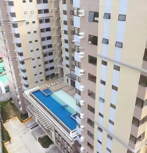 Persimmon Condominium Near Ayala Mall And Sm Cebu